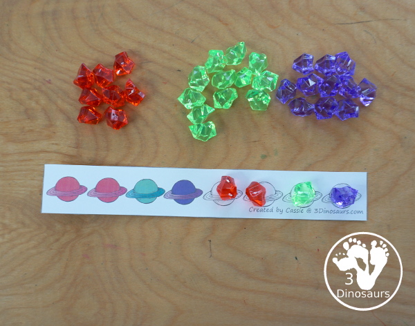 Free Planet Pattern Printable - a great way to work on patterns for a fun space theme with AB and ABC patterns for kids to use with pattern worksheets, pattern grids, continue the pattern for kindergarten and PreK pattern math. - 3Dinosaurs.com