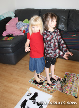 Dinosaur Themed Footprint Activity - having kids make their own track wave of footprints to learn more about dinosaur footprints - 3Dinosaurs.com