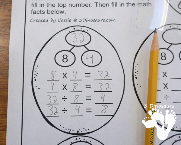Free Easter Egg Spinning Multiplication & Division Math Facts - math facts 2 to 12 with 4 recording sheets per page with spinner - 3Dinosaurs.com
