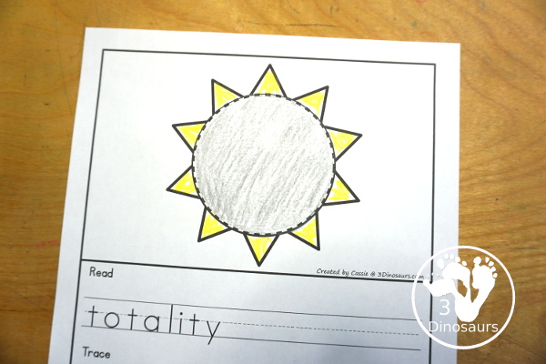 Free Solar Eclipse Words Book has the five parts of the total solar eclipse with coloring the pictures, reading the words, tracing the words and writing the words. Plus a simple solar eclipse cover page. - 3Dinosaurs.com