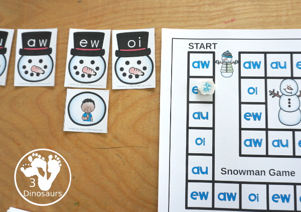 Free Snowman Diphthong Game for AU, AW, EW and OI Words - with snowman matching diphthong letters with pictures of those words. With a fun game to play while matching and a worksheet with all the pictures and words to find. A great review of diphthong words au, aw, ew, and oi. - 3Dinosaurs.com