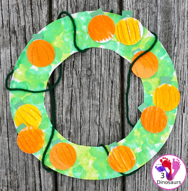 Pumpkin Patch Themed Wreath - easy to make and great for the fall pumpkin wreath - 3Dinosaurs.com