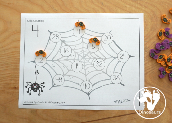 Free Spider Skip Counting Mat: Numbers 1 to 12 - fun skip counting mats that you can use for skip counting 12 times for each number - 3Dinosaurs.com