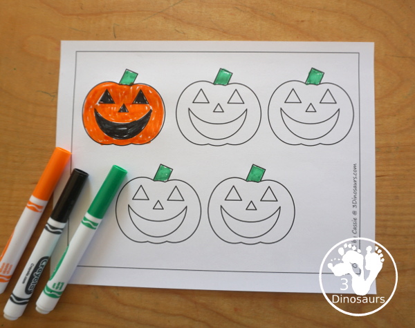 Free Jack-O-Lantern Fine Motor Mats - you have three jack-o-lantern templates, three jack-o-lantern tracing printables and one jack-o-lantern q-tip fine motor mat. A fun fine motor set for Halloween - 3Dinosaurs.com