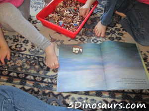 Thanksgiving Sensory Bin