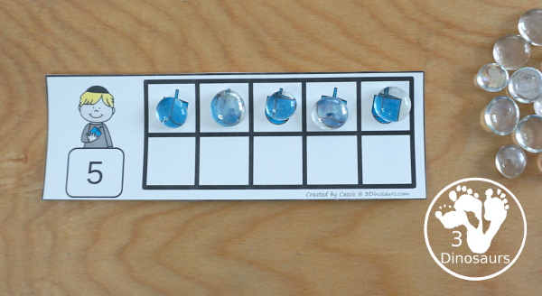 Free Hanukkah Ten Frame Cards - two set with cards to work on numbers from 1 to 10 with cards filled out and blank - 3Dinosaurs.com
