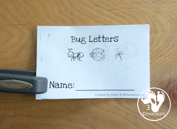 Free Bug ABC Easy Reader Book Printable - is a 12 pages book with 11 bugs for kids to trace the uppercase beginning sound and read a simple sentence - 3Dinosaurs.com