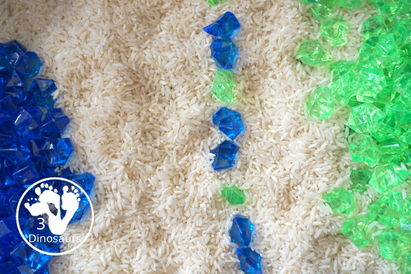 Blue and Green Sensory Bin For Earth Day - AB patterns with the colors green and blue. - 3Dinosaurs.com