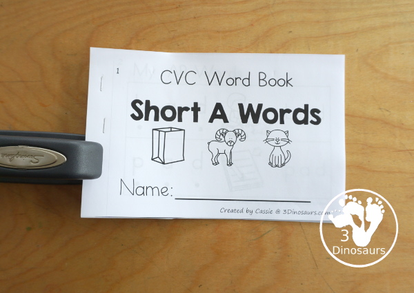 Free CVC Short A Word Book: Blending Words - a simple easy reader book with blends words for CVC short A words with sounding out letters and then blends the letters to make a word. - 3Dinosaurs.com