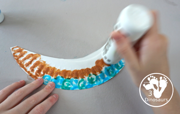 Easy to Make Viking Ship with Viking Ships at Sunrise - with a paper plate, dot markers and watercolors to make this fun craft of a Viking Ship for the Magic Tree House Book- 3Dinosaurs.com